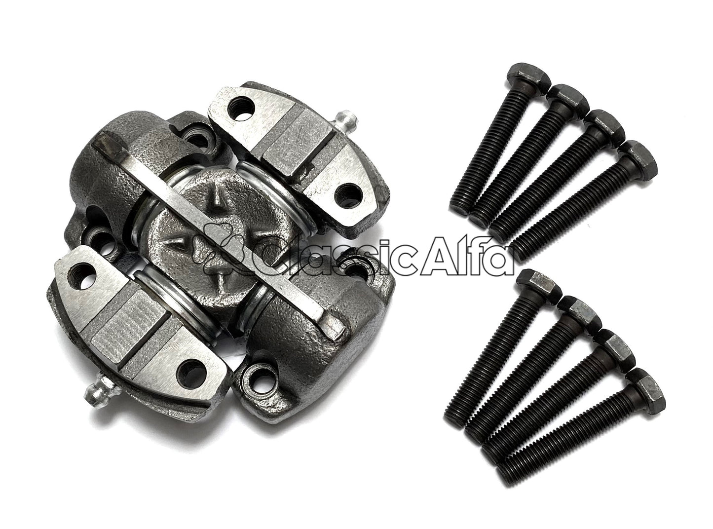 1900/102-031 PROPSHAFT UNIVERSAL JOINT 1900/2000/2600 MODELS