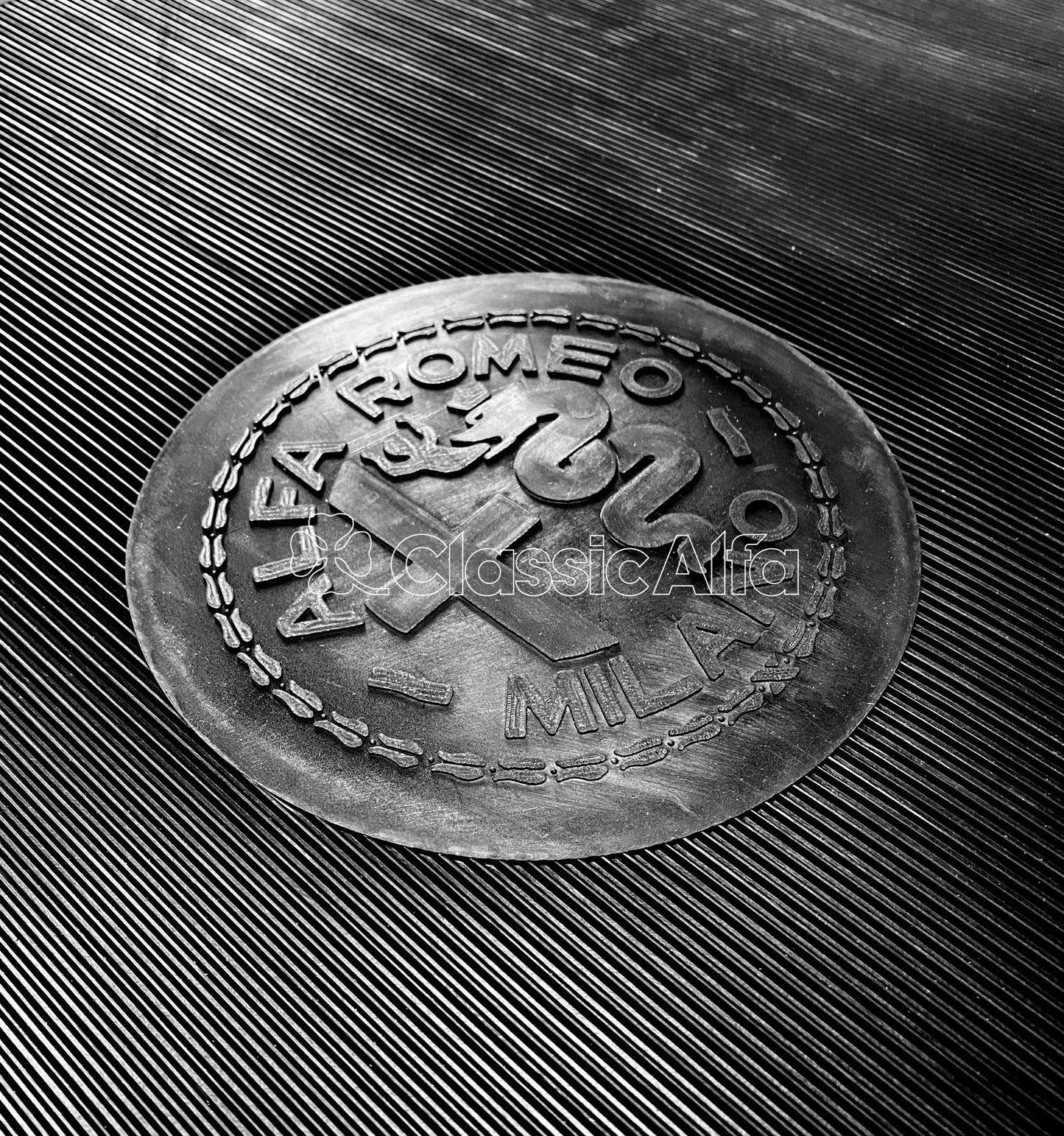 2600-252 BOOT RUBBER MAT SPIDER 102 & 106 CARS