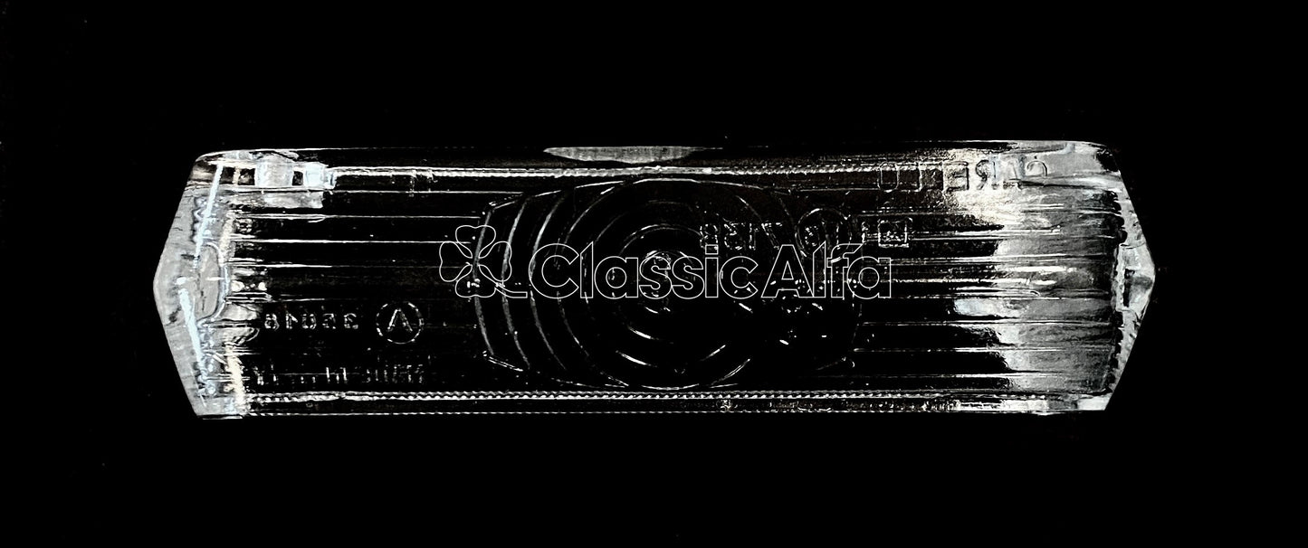 2600-304 SPRINT & JUNIOR ZAGATO 2600 2000 CLEAR INDICATOR LENS RH