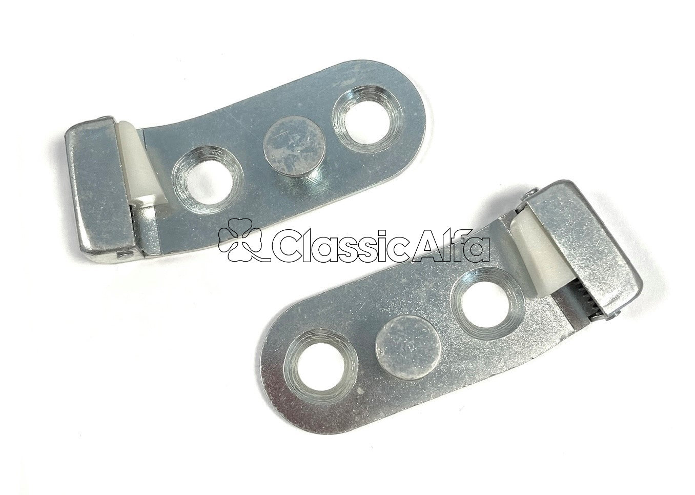 750-116 PAIR OF DOOR CATCHES - 750 & 101 SERIES SPIDER