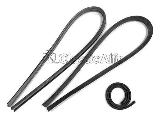 750-272 PAIR SPRINT SPECIALE REAR SIDE WINDOW SEALS