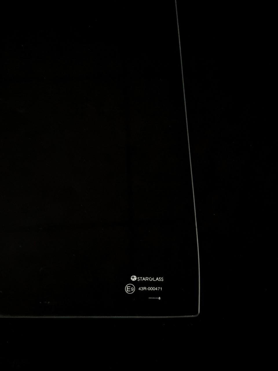 750-332 GIULIETTA SPRINT DOOR GLASS