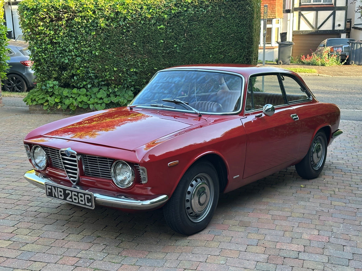 1965 GIULIA SPRINT GT RHD...