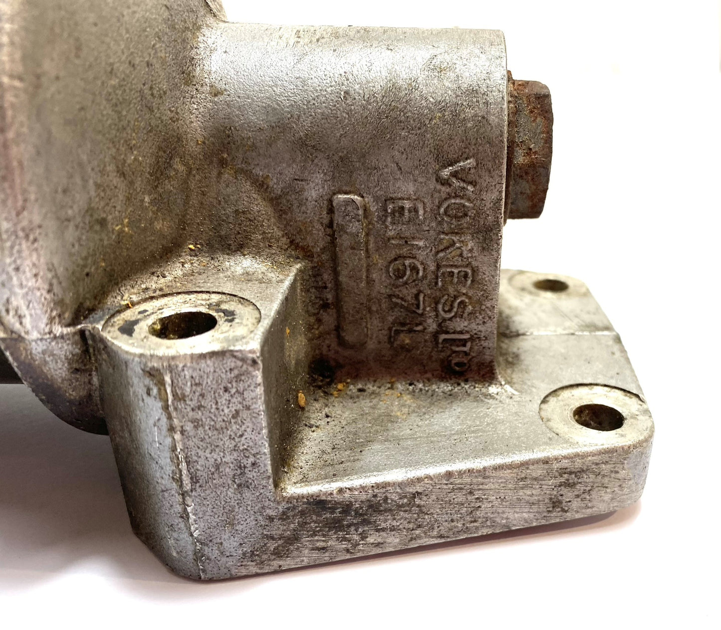 80377 USED 1900 OIL FILTER HOUSING