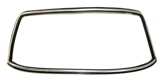 81016 USED BERLINA REAR WINDSCREEN TRIM