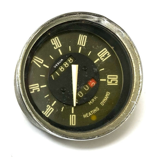 81035 USED 2600 SPRINT SPEEDOMETER