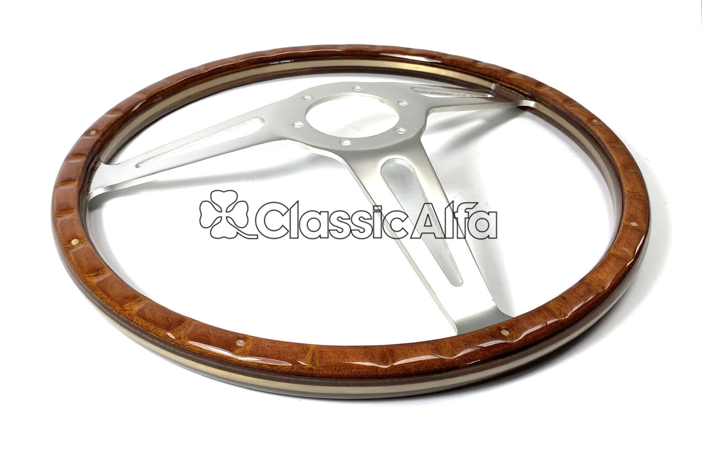 AC019 WOODEN CLASSICO STYLE STEERING WHEEL 38CM