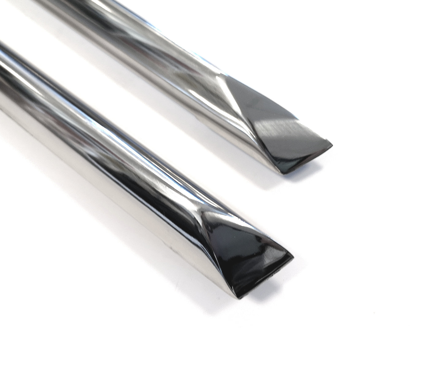 CH104 PAIR GIULIA SUPER SALOON CHROME SILL TRIMS 69-73