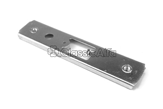 CH138 DOOR MIRROR RETAINING BRACKET