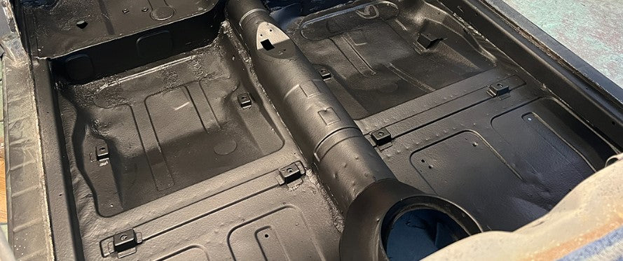 ST270 GT REAR R/H SEAT RAIL MOUNTING BRACKET (1970-76)