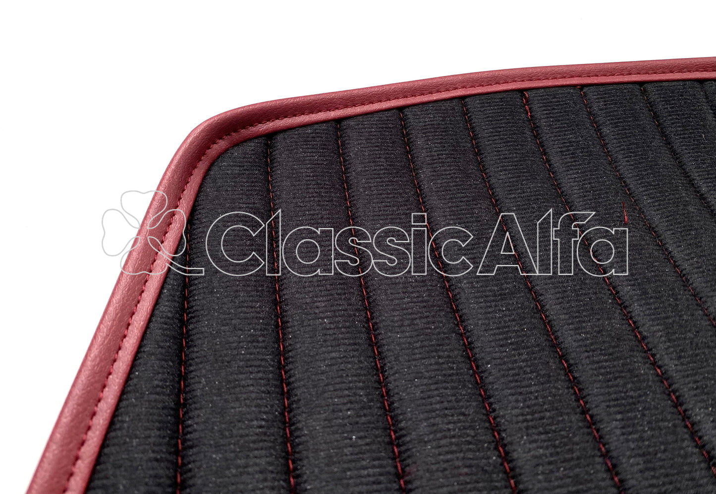 IN069/1 REAR SHELF VINYL COVER ROUNDTAIL SPIDER BURGUNDY