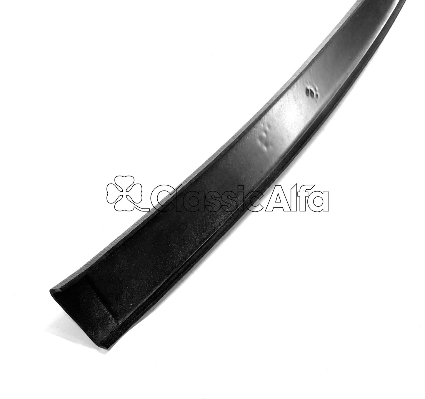 IN160 ROUNDTAIL SPIDER 1966-69 SCREEN INNER TOP TRIM