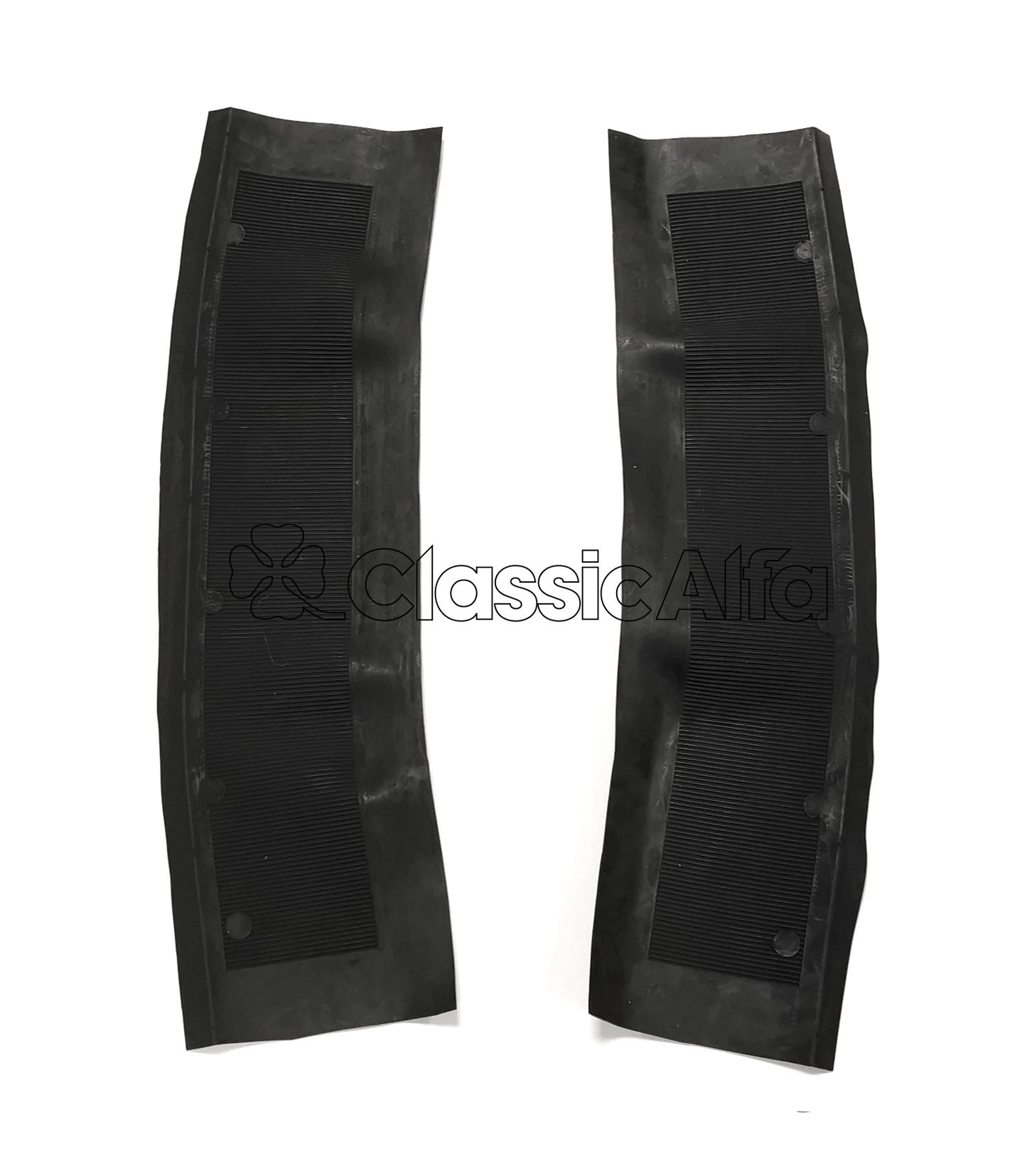 IN219/1 ROUNDTAIL BOOT MATS INNER WING PAIR