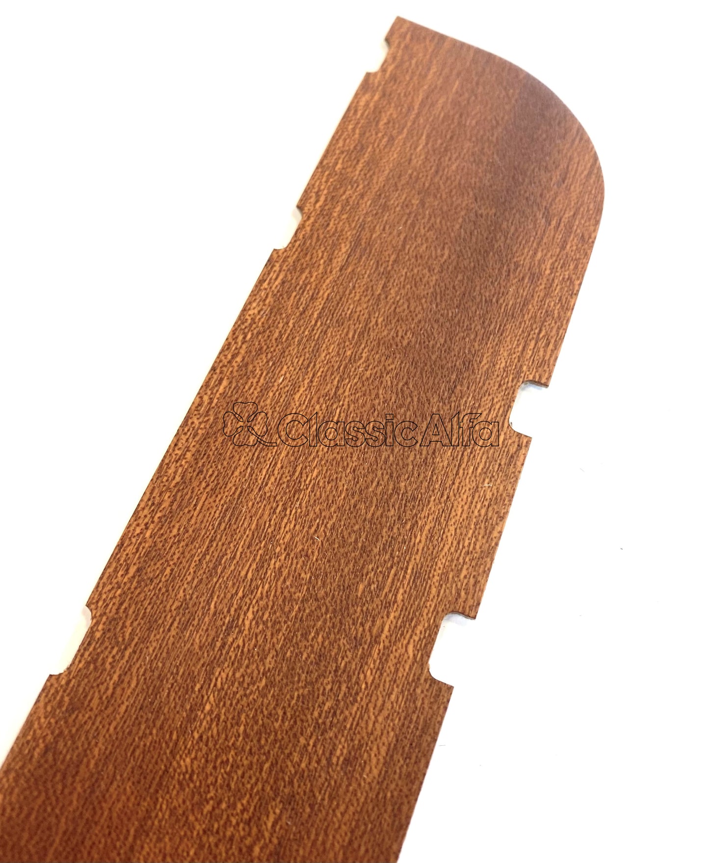 IN275 GIULIA VENEER DASHBOARD LOWER SECTION