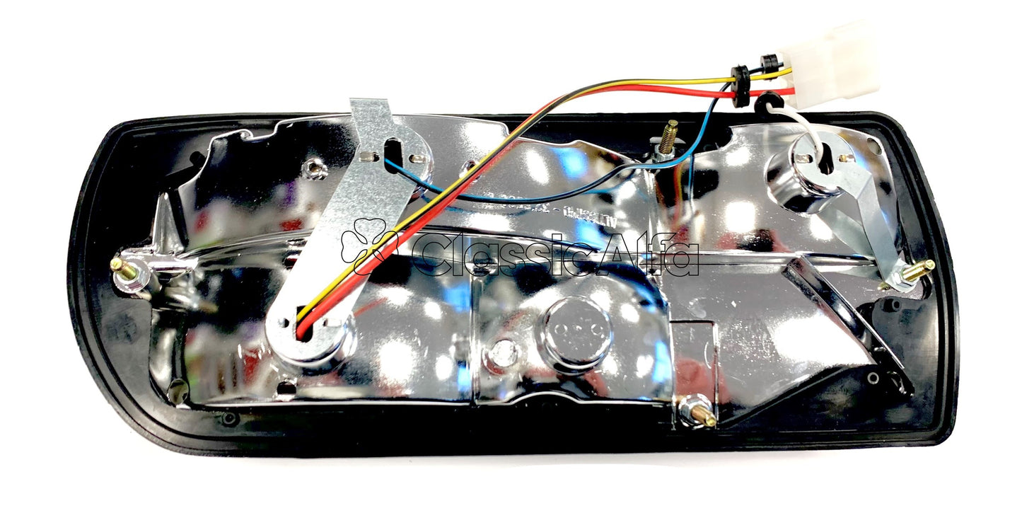 LT016 COMPLETE REAR LIGHT UNIT 2000 GTV - RIGHT SIDE