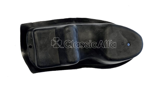 LT059/3 ROUNDTAIL SPIDER 1966-70 REAR LIGHT BACKING SEAL RIGHT