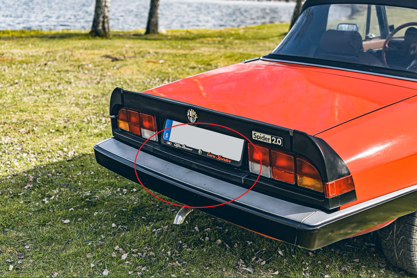 LT165 SERIES 3 SPIDER REAR CENTRE TRIM