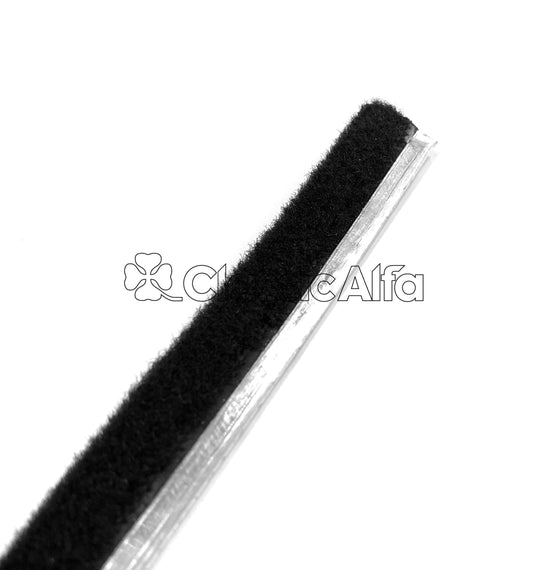RB011/1 HORIZONTAL DOOR WINDOW FELT WITH METAL STRIP