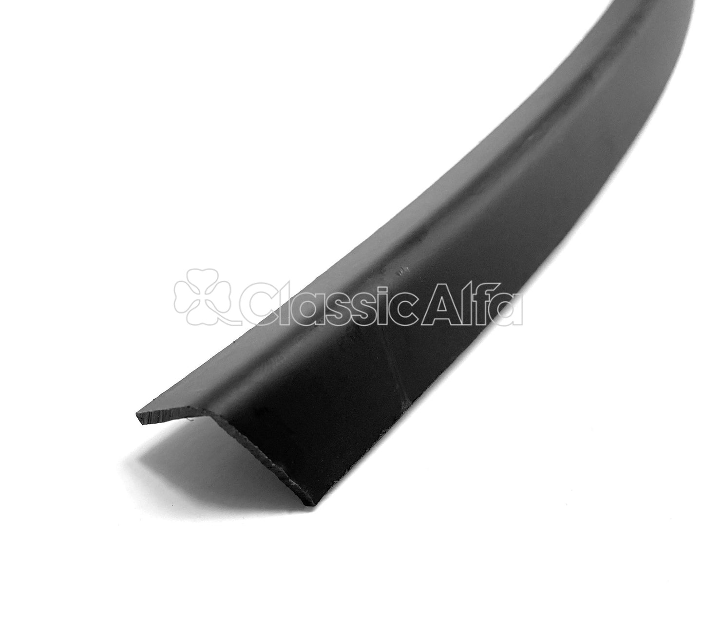 RB027/1 SPIDER 1970 - 93 SOFT TOP FRONT SEAL FINISHER