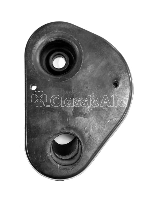 RB101 STEERING COLUMN GROMMET - RIGHT HAND DRIVE