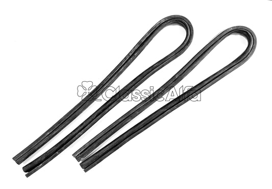 RB106 SPIDER 1970-88 HARDTOP SIDE WINDOW SEALS - PAIR