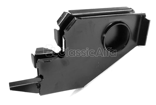 ST053/1 SPIDER REAR JACKING POINT - RIGHT 1966-87