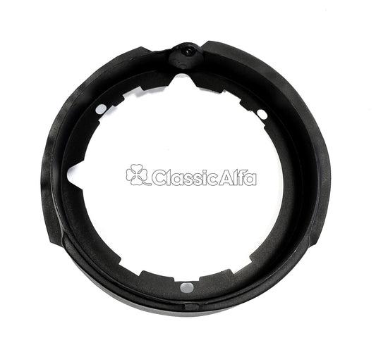 ST149/1 RIGHT SIDE HEADLIGHT BRACKET - STEP-FRONT GT