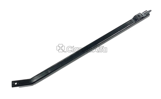 ST234/1 RIGHT GT DOOR GLASS GUIDE - REAR.