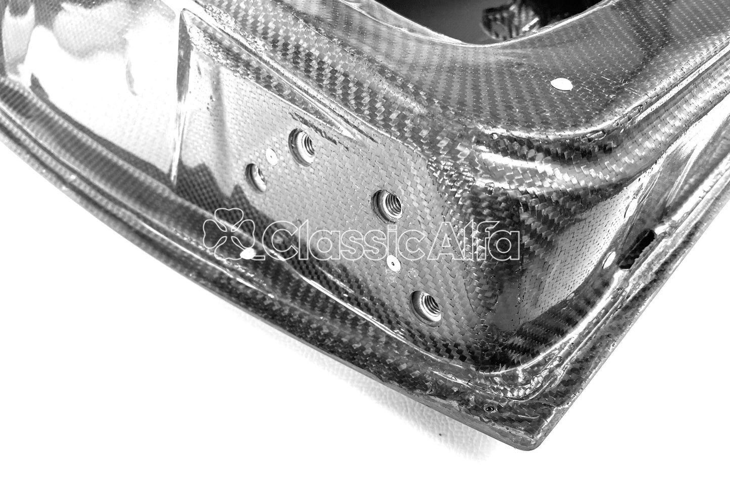 ST306 CARBON FIBRE RIGHT DOOR - 105 SERIES GT/GTV