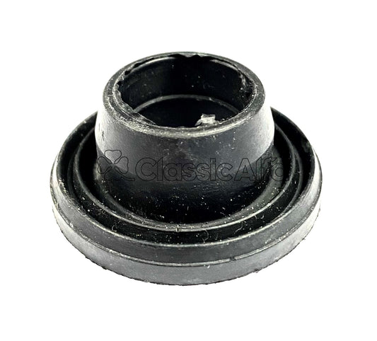 WA050/1 RADIATOR LOWER MOUNT RUBBER - S4 SPIDER 1990-93