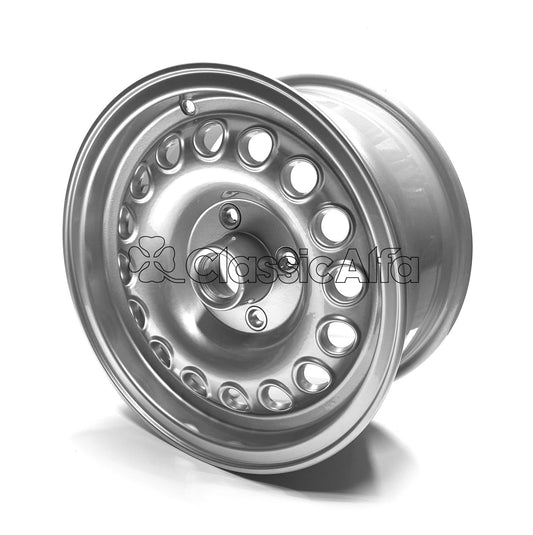 WH016/5 GTA STYLE 7 x 14" ET29 HEAT TREATED ALLOY WHEEL