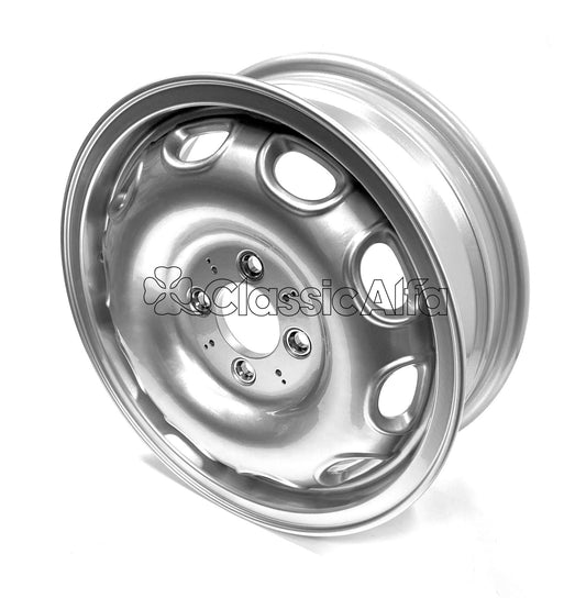 WH017/1 GIULIETTA 5 x 15" ALLOY WHEEL WITH HUBCAP CLIPS
