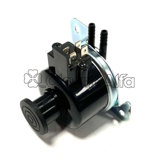 WI017 WINDSCREEN WASHER FOOT PUMP