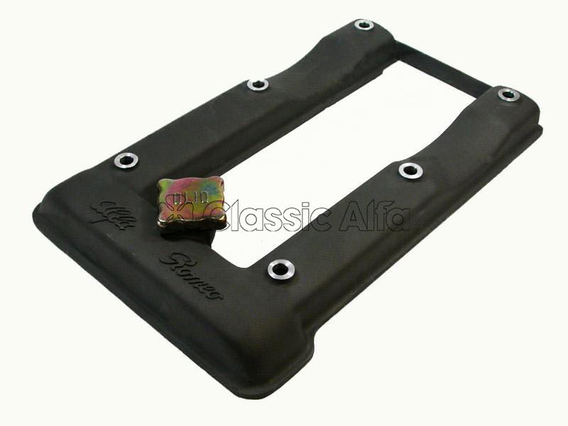 EN538 GTA VALVE COVER - MAGNESIUM