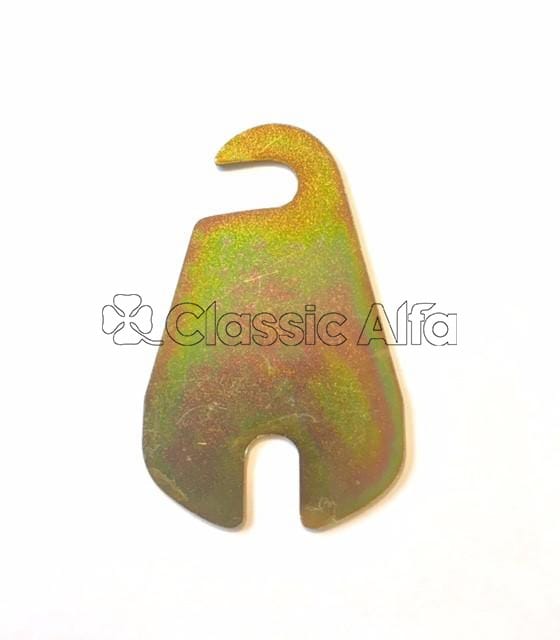 MI033/1 DOOR CATCH SPACER ALL 105 SPIDER