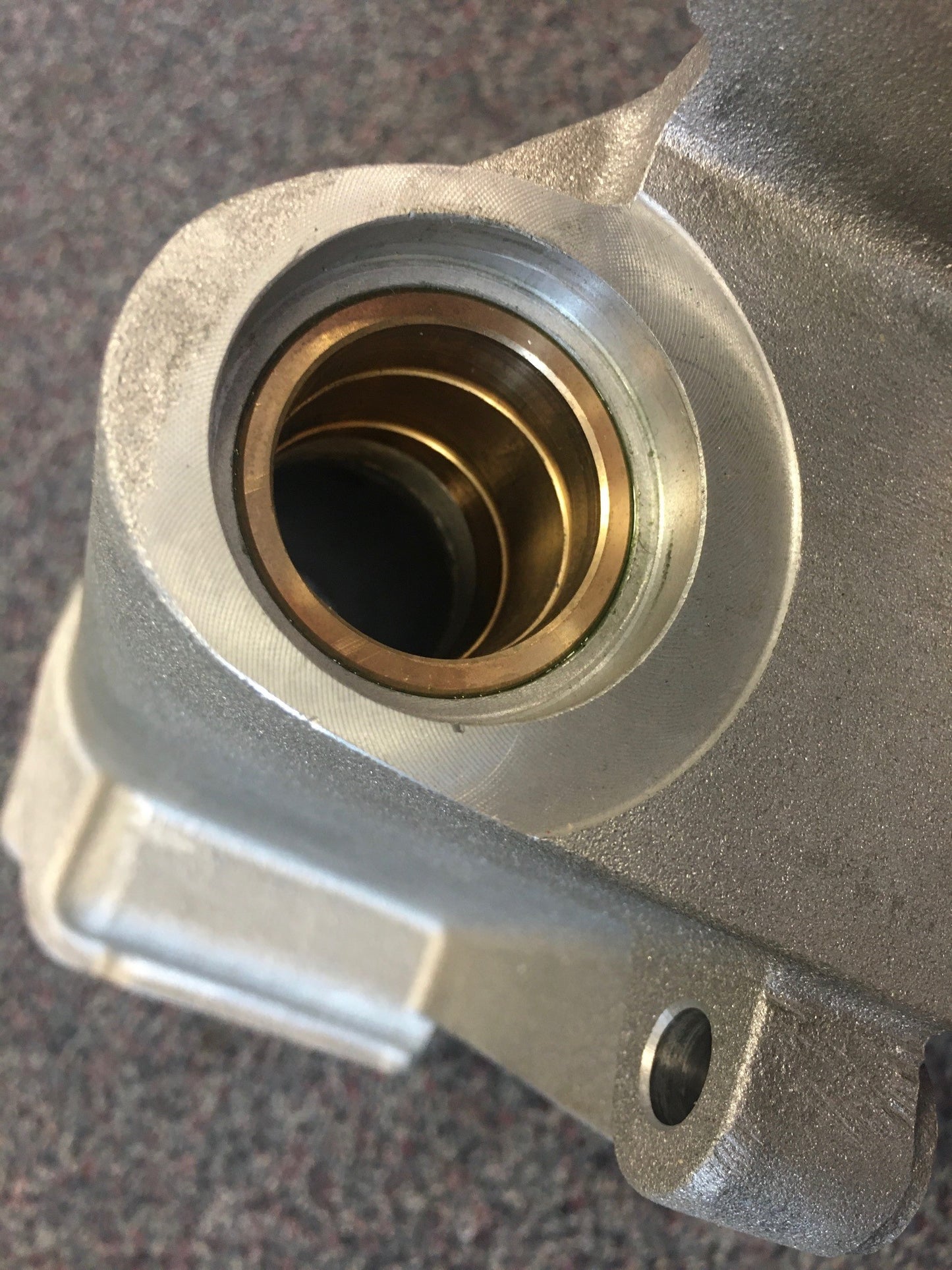 SU155 EARLY BURMAN STEERING BOX CASING LHD