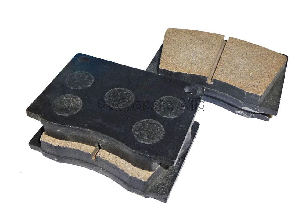 101-030 SET FRONT BRAKE PADS 101 & 106 SERIES CARS