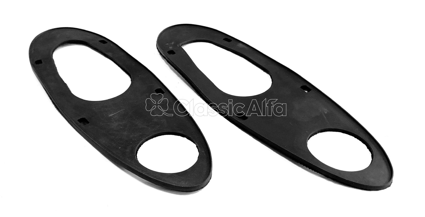 101-205 PAIR OF TAIL LIGHT TO BODY SEALS - 101 SPIDERS