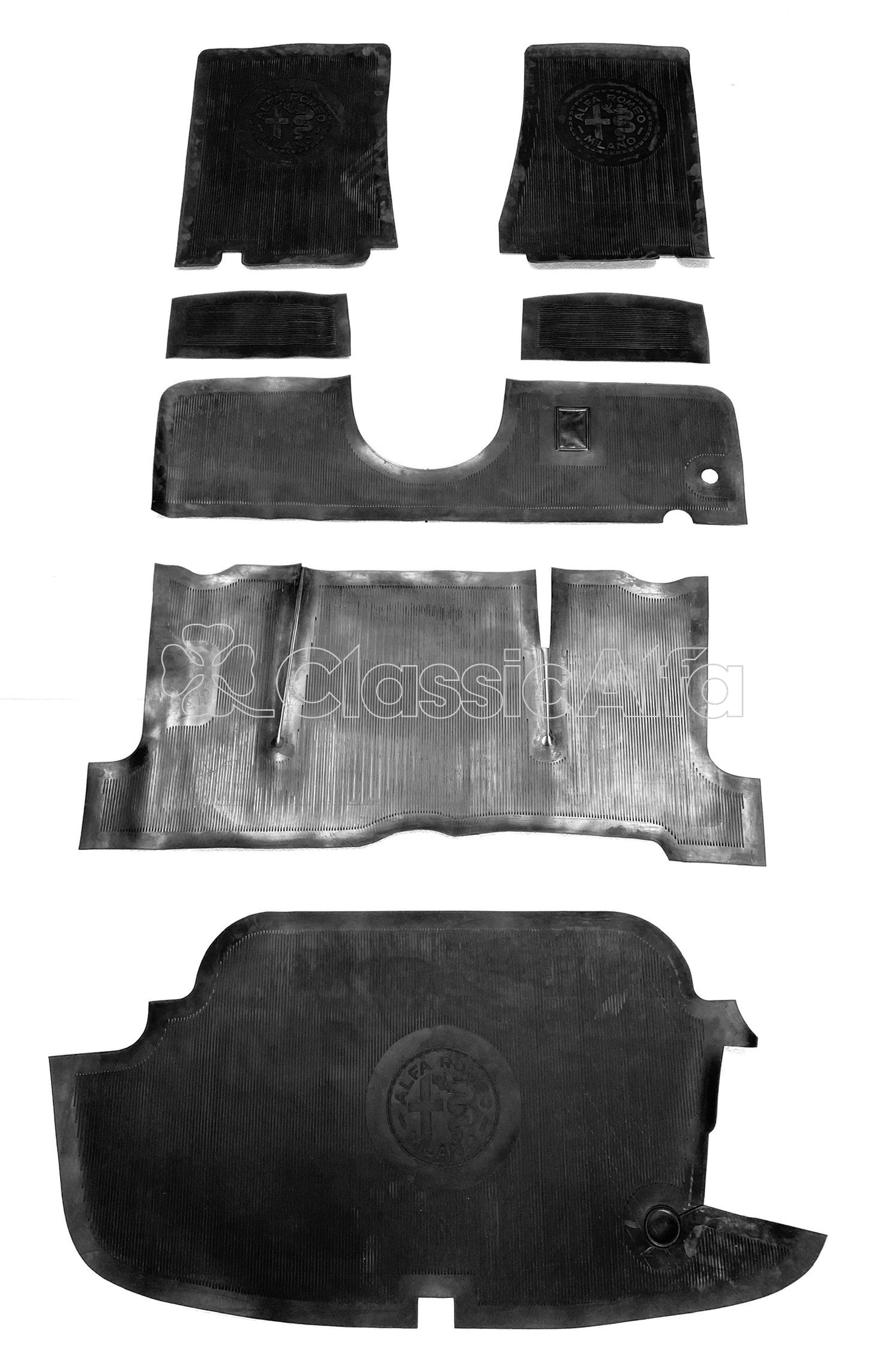 101-400 COMPLETE RUBBER MAT SET - 101 SPIDERS WITH ALFA LOGO