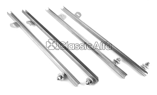 1900/102-304 102/2000 TOURING SPIDER DOOR GLASS GUIDE SET