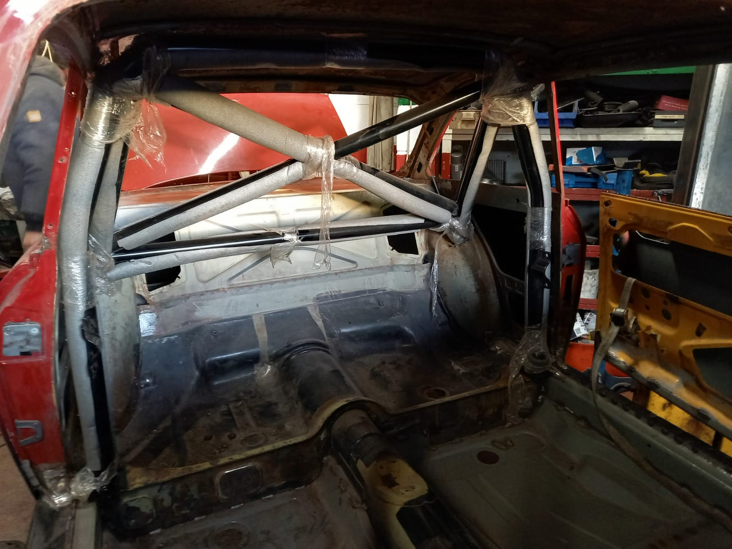 2000 GTV RACE-PREPARED SHELL - £16,950+VAT