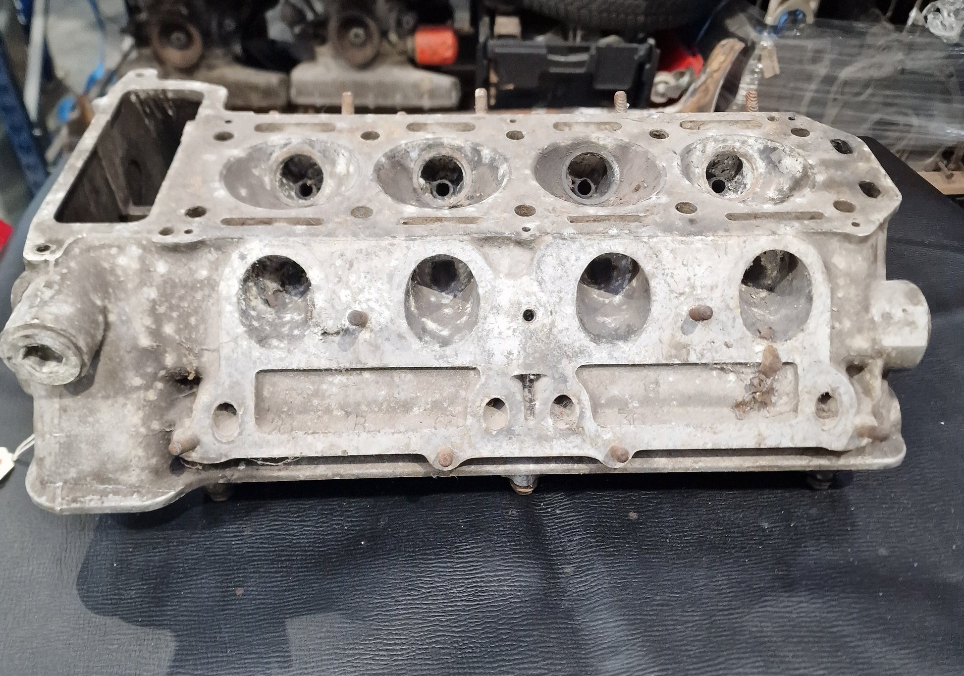 80504 USED CYLINDER HEAD 1750 MK2