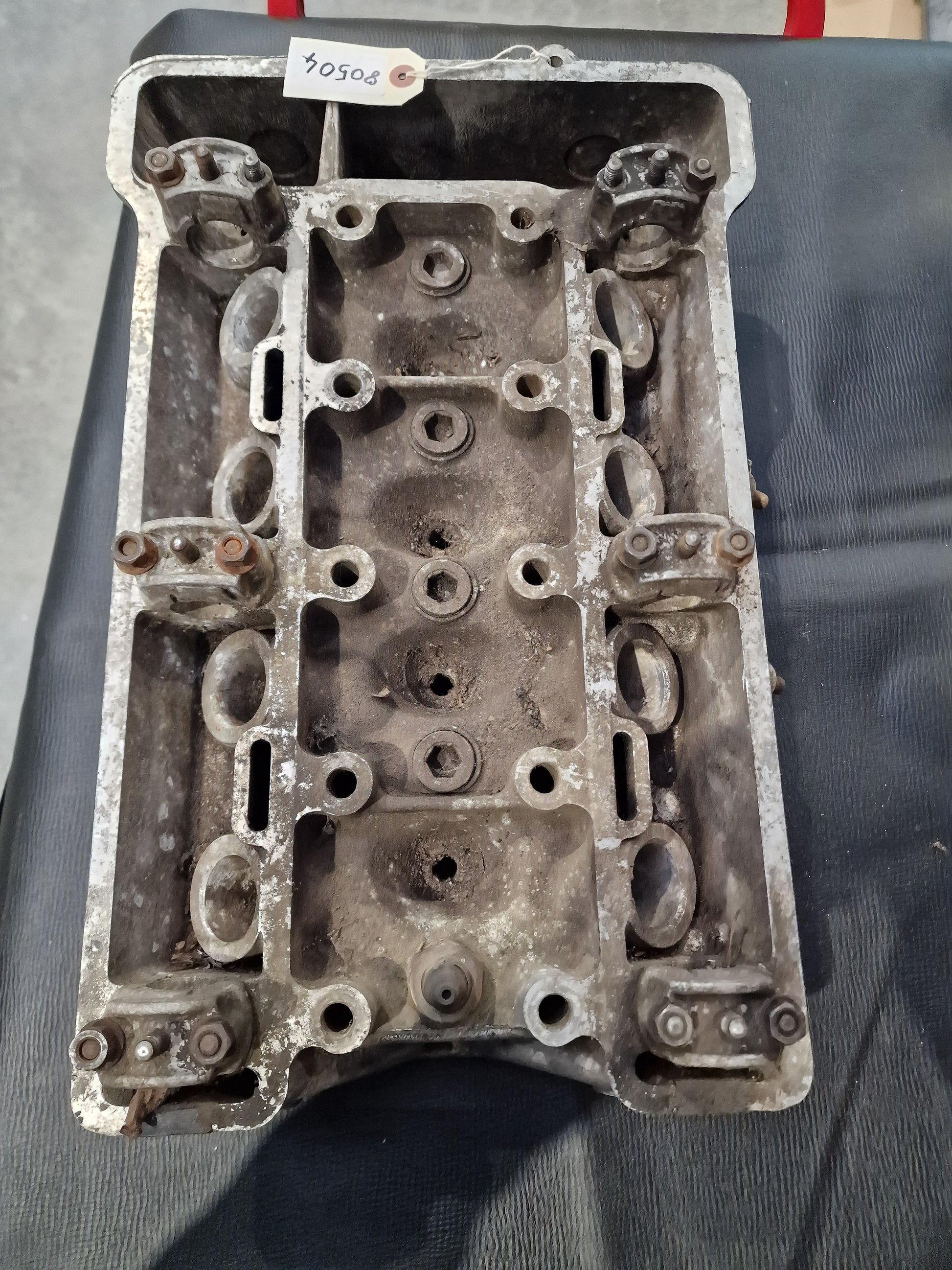 80504 USED CYLINDER HEAD 1750 MK2