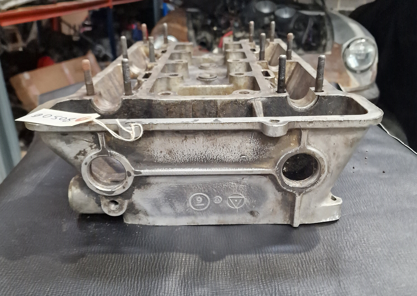 80506 USED CYLINDER HEAD 1750 MK2
