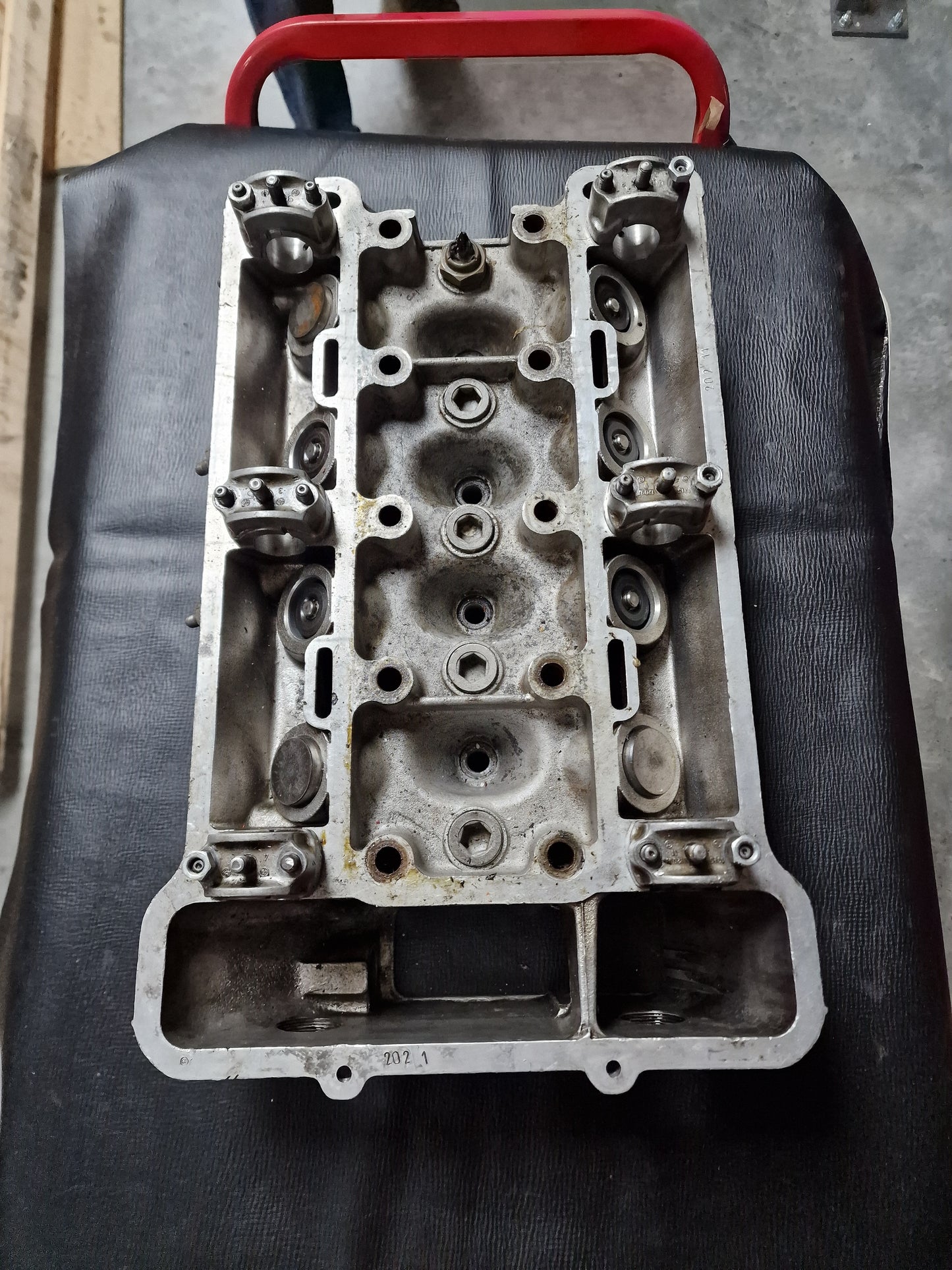 80530 USED CYLINDER HEAD ALFETTA 1.8