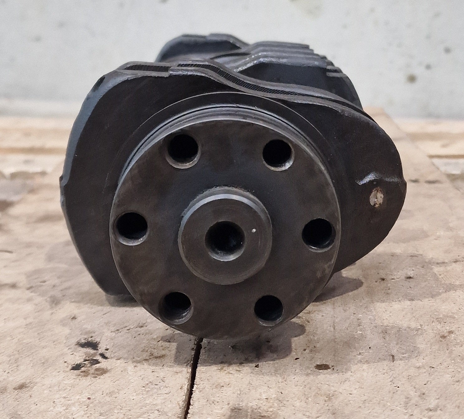 80554 USED ALFETTA 2000 CRANKSHAFT 020 UNDERSIZE