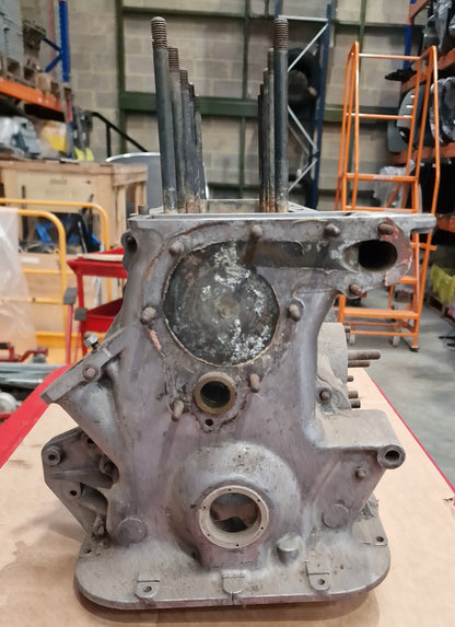 80561 USED ENGINE BLOCK 1300 101 AR1315