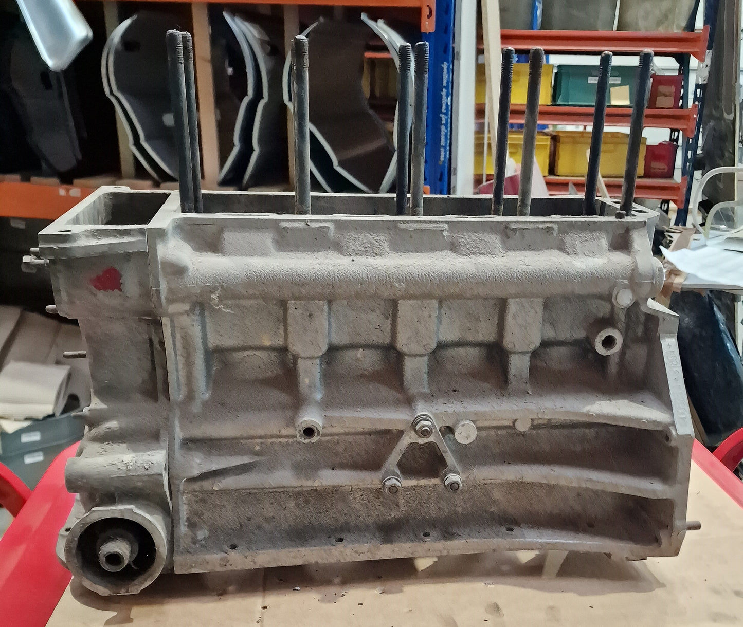 80563 USED ENGINE BLOCK 1600 AR00526A