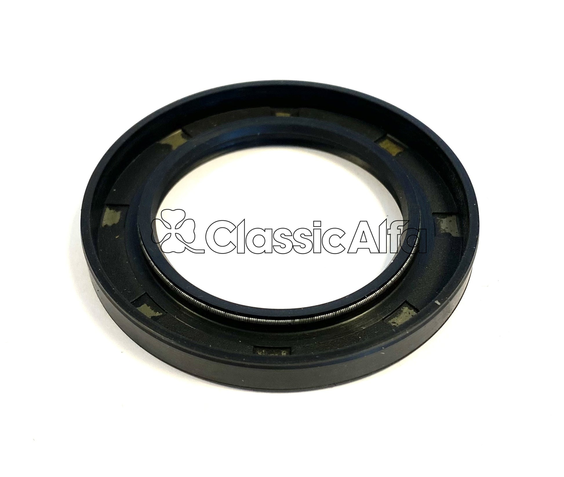 2600-104 FRONT HUB OIL SEAL