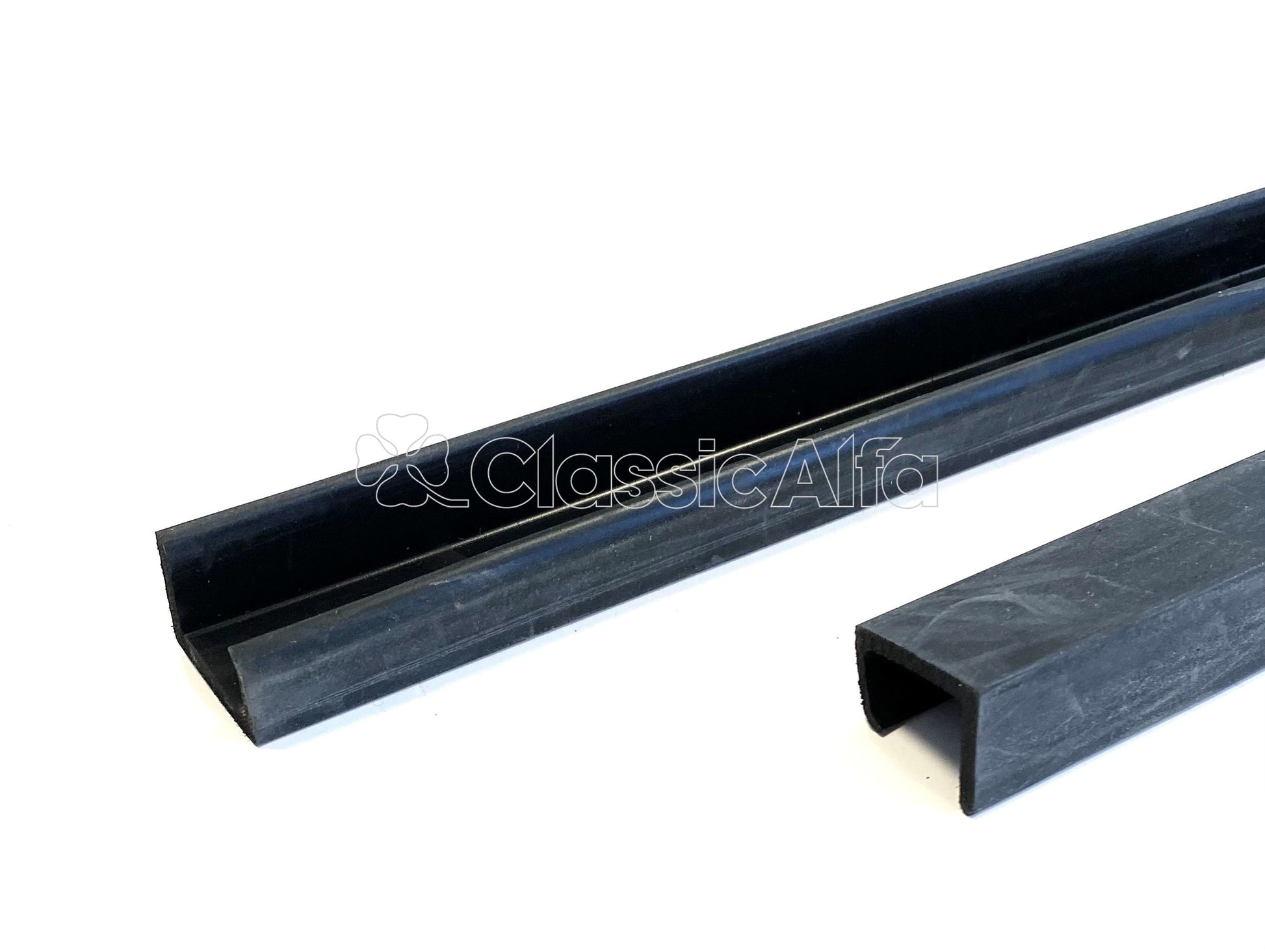 2600-208 PAIR SOFT TOP SIDE SEALS - 2000/2600 SPIDER